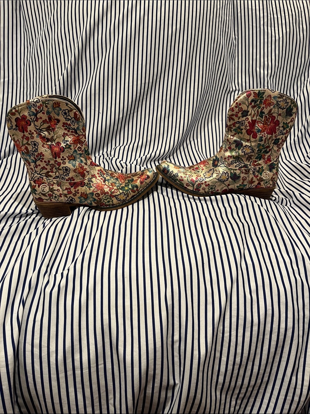 Roper women’s Ingrid floral Western boots size 9 - Picture 3 of 7